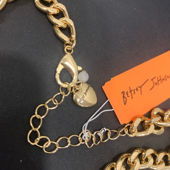 BETSEY JOHNSON Vampire 🧛‍♀️ Necklace New 🆕 - Picture 7 of 7